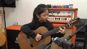 Guitar Girl New Viral Video